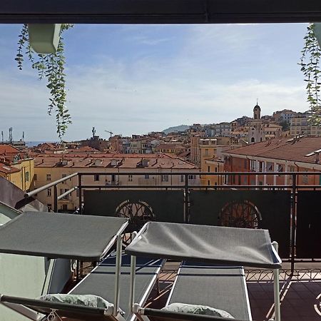 Cavour17 Apartment Sanremo Bagian luar foto