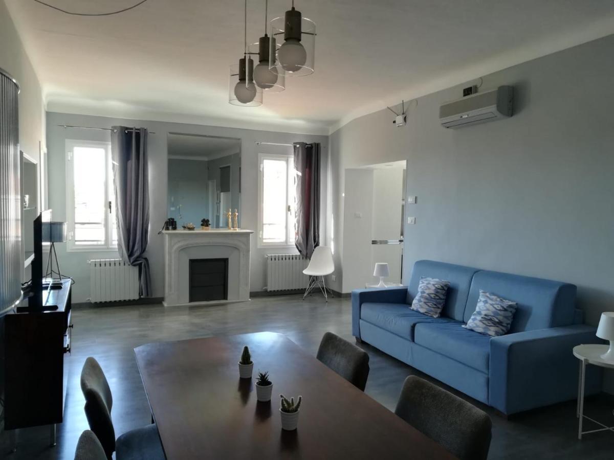 Cavour17 Apartment Sanremo Bagian luar foto