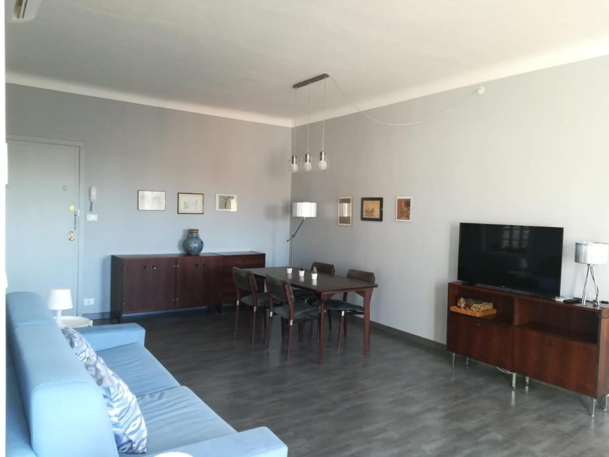 Cavour17 Apartment Sanremo Bagian luar foto